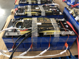 Why does winter affect the use of lithium batteries?